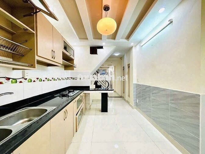 Cho Thuê Nhà Mới Có NT Hẻm Xe Hơi Phan Xích Long, Quận Phú Nhuận