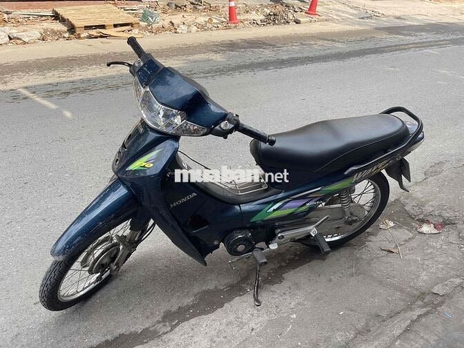 nhà thừa xe cần bán. xe mới bảo dương hơn 2tr