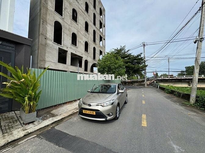 Toyota vios E số tự động đời 2018