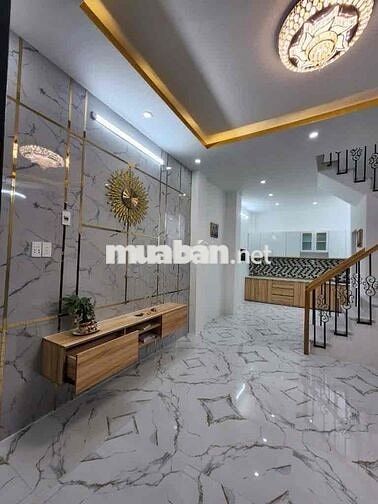 Nhà 1 trệt . 3 lâu . 4PN . 3VS
