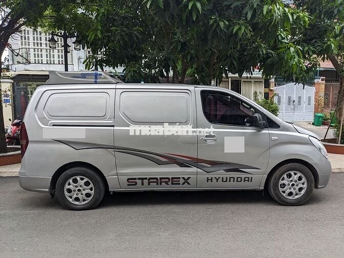 Starex 2014 máy dầu số tự động, tải van 03 chổ