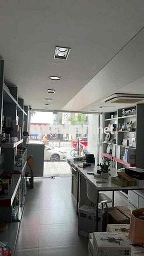 Cho thuê nhà Lê Hồng Phong Q10, 4x10m, Trệt lửng 3 lầu ST , giá 35tr