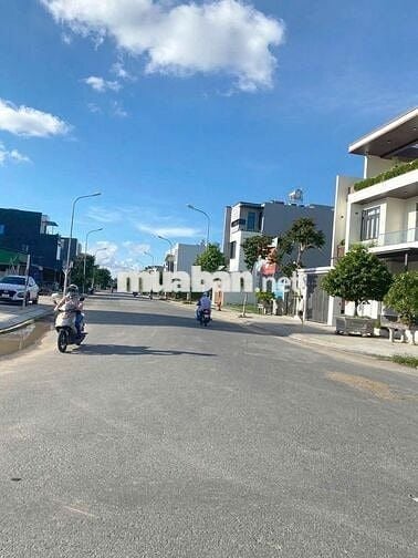 CHỐT NHANH LÔ 100M2 NGAY SÂN BAY LONG THÀNH, MẶT TIỀN ĐẠI LỘ 60M