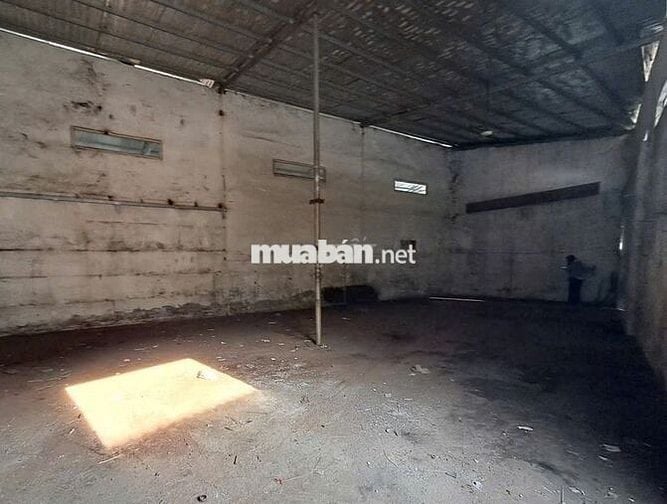 Cần cho thuê gấp kho với giá rẻ diện tích 160m2 ở Nguyễn Bình