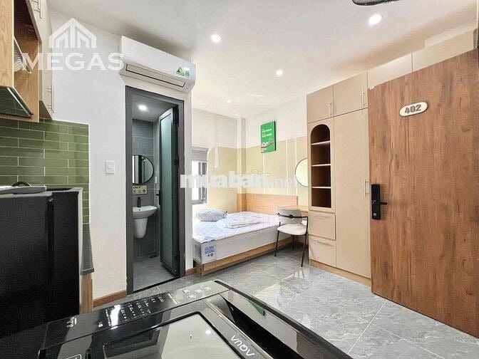 CĂN HỘ Q1_RỘNG RÃI_CỬA SỔ_THOÁNG MÁT_SẠCH SẼ_MỚI_THANG MÁY_PHỐ ĐI BỘ