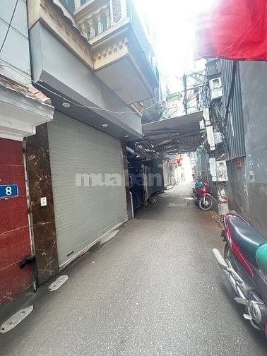 Phạm Văn Đồng 33m2*5T ngõ thông cạnh Công viên Hòa Bình, ngõ ô tô 8 tỷ