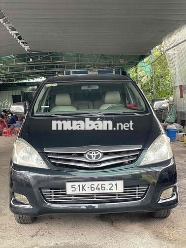 Toyota Innova 2011 V - 127000 km