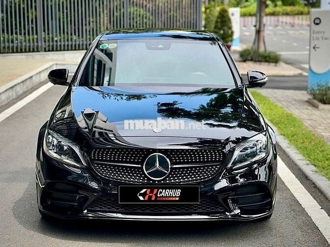 Mercedes Benz C300 AMG 2021 - 32000 km