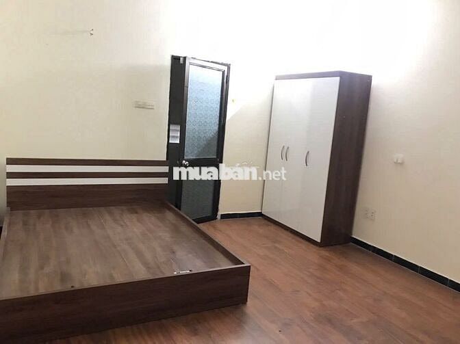 Cho thuê phòng khép kín phố Yên Phụ - Tây Hồ 3.6tr/tháng