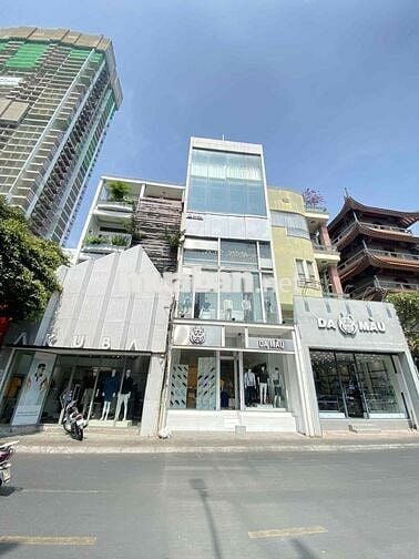 CHO THUÊ NCC MẶT TIỀN NGUYỄN TRÃI NGANG 6M TRỆT 4 LẦU TRỐNG SUỐT