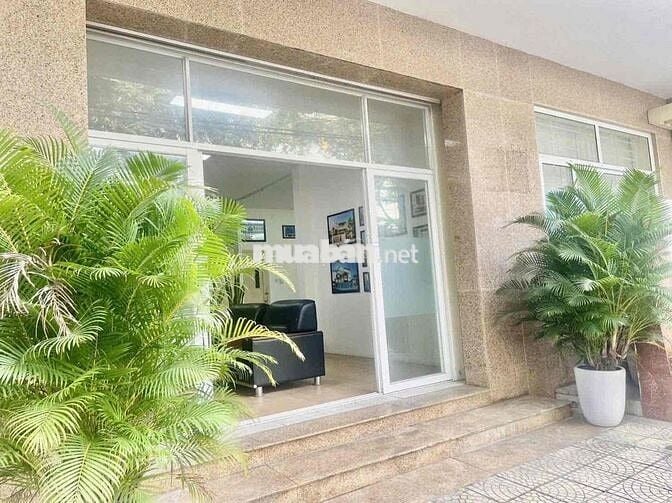 CHO THUÊ TẦNG 1 NHÀ MẶT TIỀN PHAN CHU TRINH - ĐÀ NẴNG