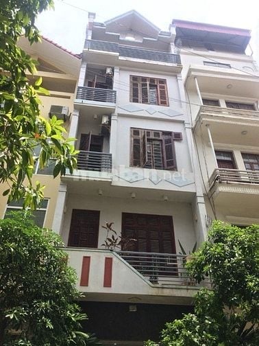 Cho thuê nhà 5 tầng tại Cầu Giấy