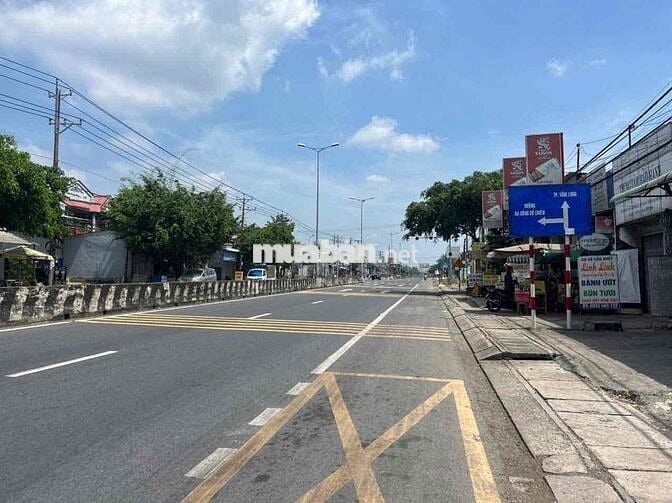 ĐẤT CÁCH QL1A, VÒNG XOAY VÕ VĂN KIỆT TÂN NGÃI, TỈNH VĨNH LONG