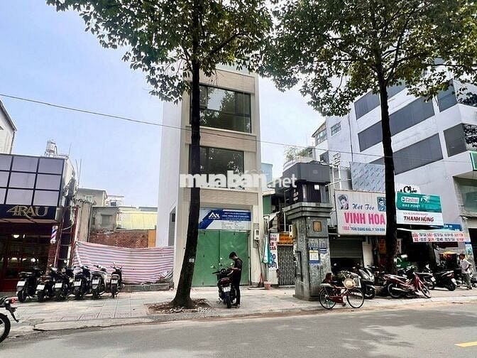 Cho thuê MT Trần Quang Khải -Hai Bà Trưng, 4,5x12m, 4 lầu. Giá 75triệu