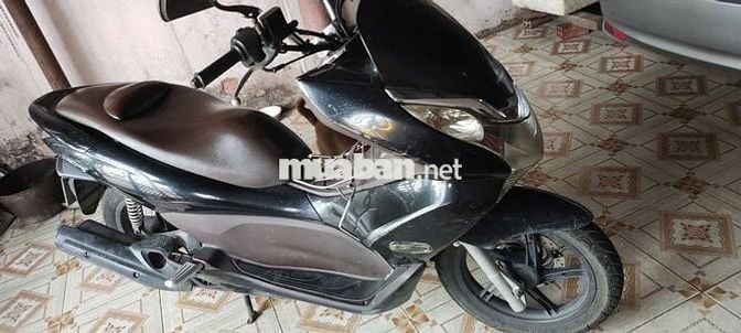 Honda PCX 2010 chính chủ – máy mạnh, giữ gìn kỹ