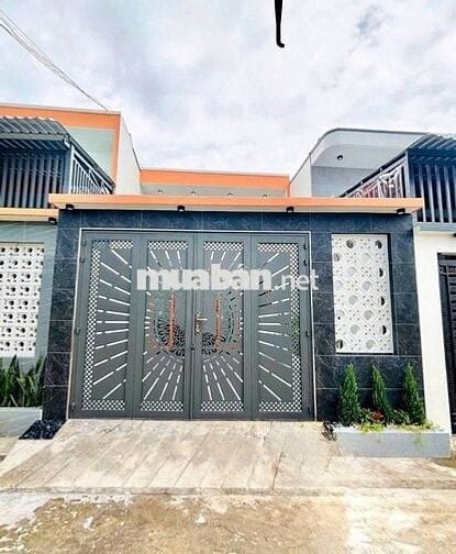 BÁN NHÀ SANG XỊN MỊN Ở KHU DÂN CƯ TÂN PHÚ TRUNG DT 118m2 SỔ HỒNG