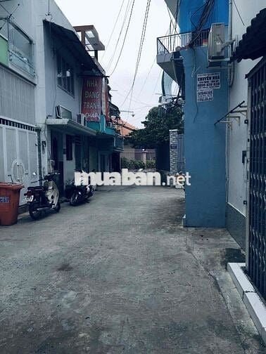 Nhà bán 2 tầng 60m giáp Nguyễn Thị Thập, chỉ nhỉnh 6 tỏi.
