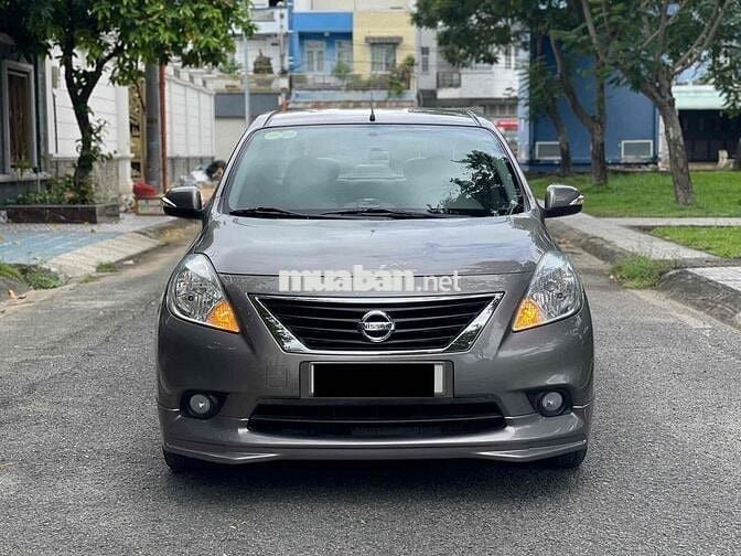 Nissan Sunny 2017 XV - 52000 km giá bình dân