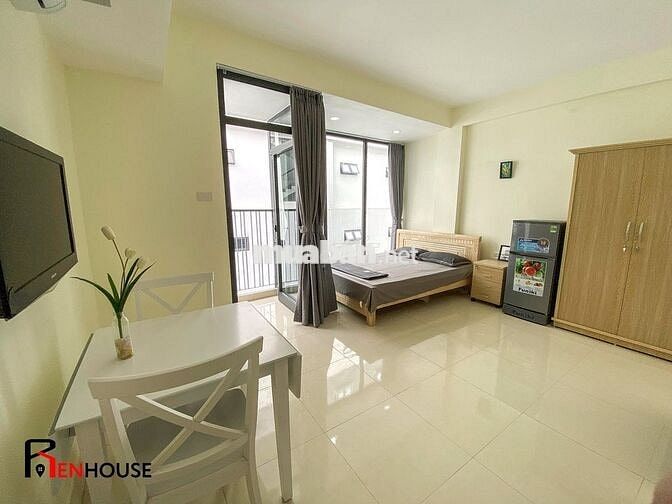 CHO THUÊ STUDIO BAN CÔNG SIÊU THOÁNG NGAY NGUYỄN KHANG, YÊN HOÀ