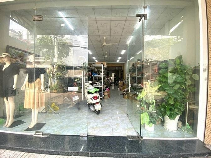 Nhà đúc 3 tầng mặt tiền Đông Hưng Thuận, Quận 12, 6x35m, SHR, 13tỷ500