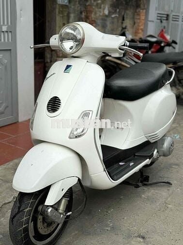 piaggio vespa 125cc ie 3v xe còn đẹp như mới