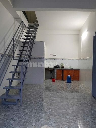 Chi thuê nhà nguyên căn mới ,   sạch sẽ 