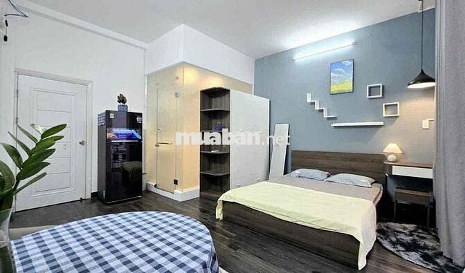 Phòng có ban công thoáng, Full nội thất 40m2 ngay tại Huỳnh Văn Bánh