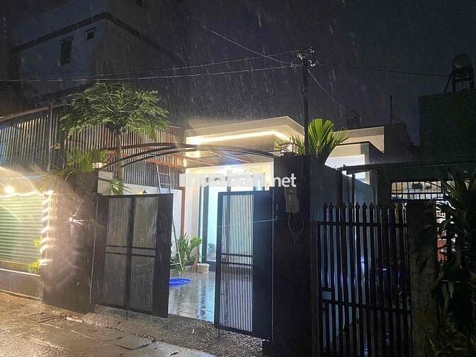 bán nhà phố siêu đẹp, ngay ngã 3 Lam Sơn, Tân Thới Nhì(cũ)