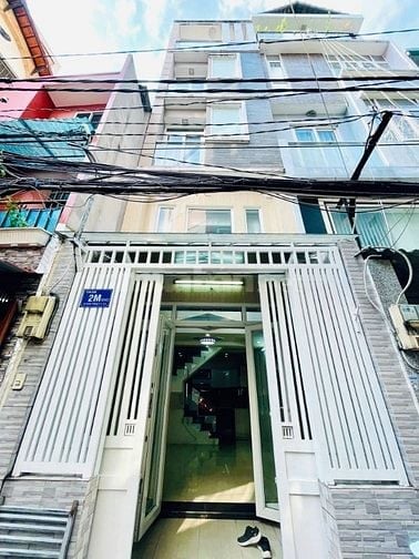 Bán nhà 5 tầng - 6PN cách mặt tiền Hoàng Sa chỉ 20m