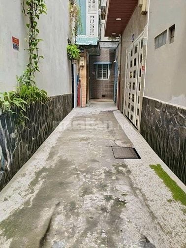 BÁN NHÀ HẺM TRẦN QUANG DIỆU QUẬN 3