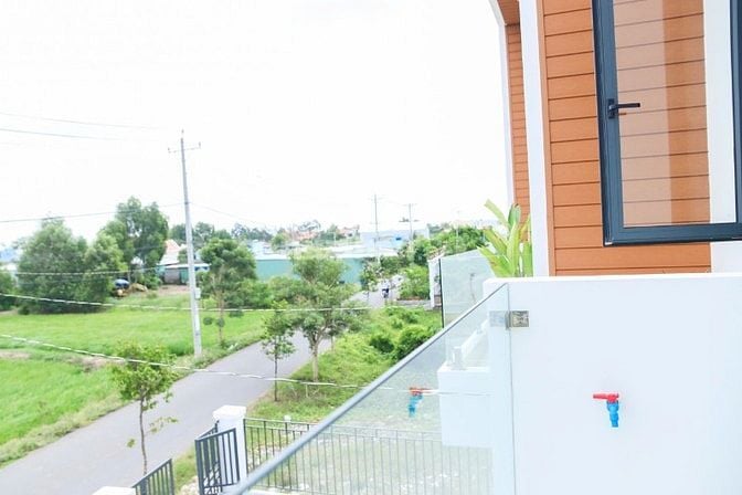 BÁN NHÀ GIÁ RẺ TRUNG TÂM THỊ TRẤN CẦN ĐƯỚC