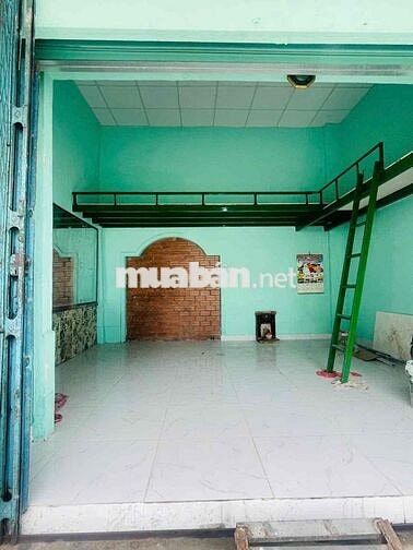 cho thuê mặt bằng riêng biệt có gác ở, ngay cổng trường cấp 2