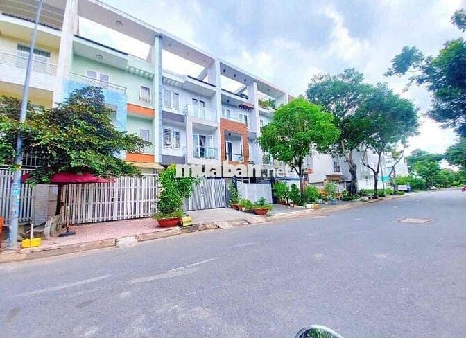 cho thuê phòng kdc phước kiển a có ban công
