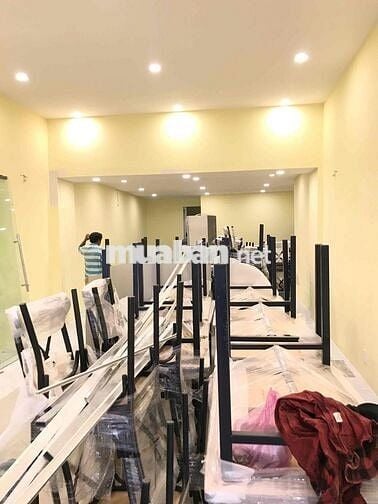 Cần sang quán chay tại ngã 4 Thủ Đức