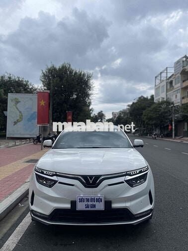 VinFast VF8 2022 Plus GF suất khuyến mãi
