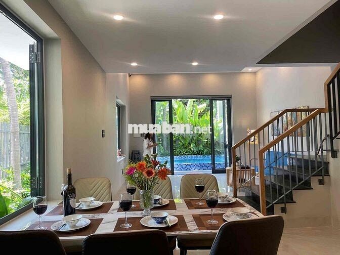 Cho thuê villa 3 phòng ngủ có hồ bơi khu Thăng Long, Đà Nẵng