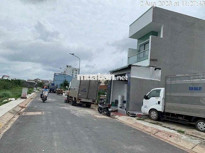 Hàng Hiếm! Lô Đẹp 4x18 – Giáp TL43 – Sổ Riêng, Giá 3.4 tỷ