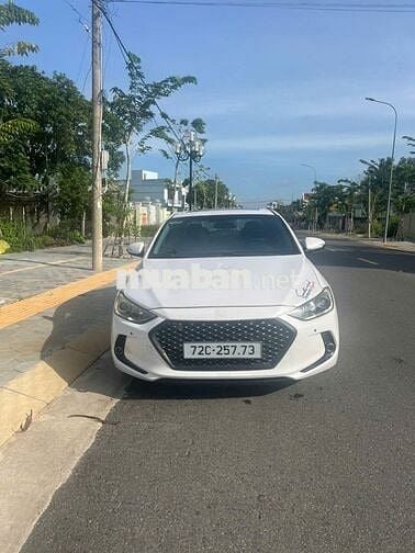 Hyundai Elantra 2017 2.0 AT - 186000 km