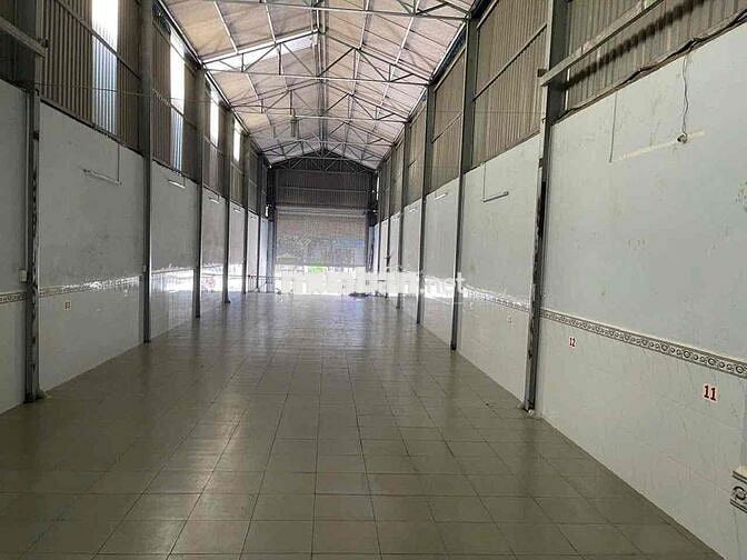 Cho thuê mặt bằng (318m2), đường Đồng Khởi, Trảng Dài, Biên Hoà.