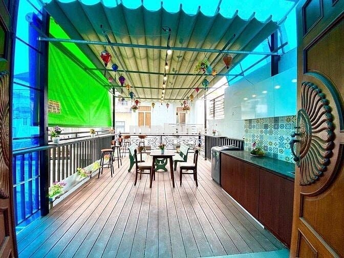 CHO THUÊ 2PN SÂN THƯỢNG 80M2 FULL NT NGAY CHỢ VẢI TÂN BÌNH HUFLIT