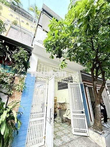 NHÀ 3 TẦNG 3 PHÒNG NGỦ GIÁ 13 TRIỆU/THÁNG KHU PHƯỚC LONG
