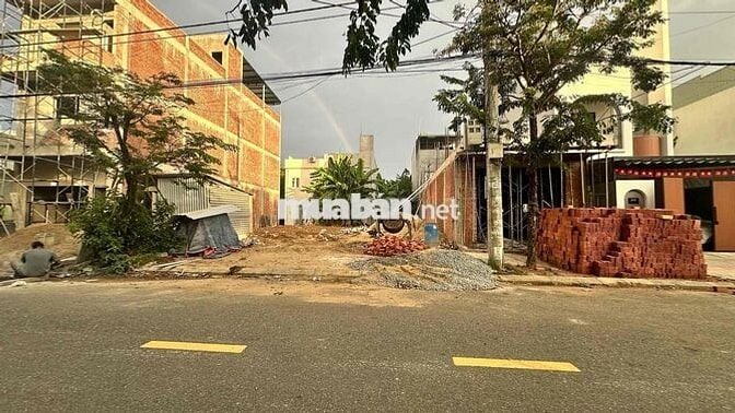 Bán đất đường Nguyễn Hiến Lê - Hoà Xuân giá rẻ 5tỷ950 thương lượng