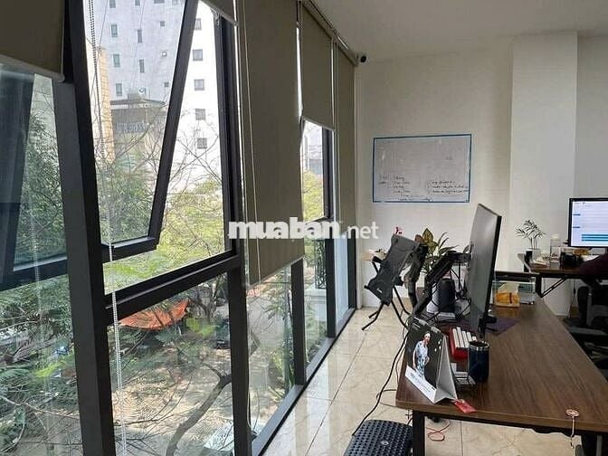 Cho thuê văn phòng tại Phố Nguyễn Văn Tuyết sàn 50m2 nhà siêu đẹp