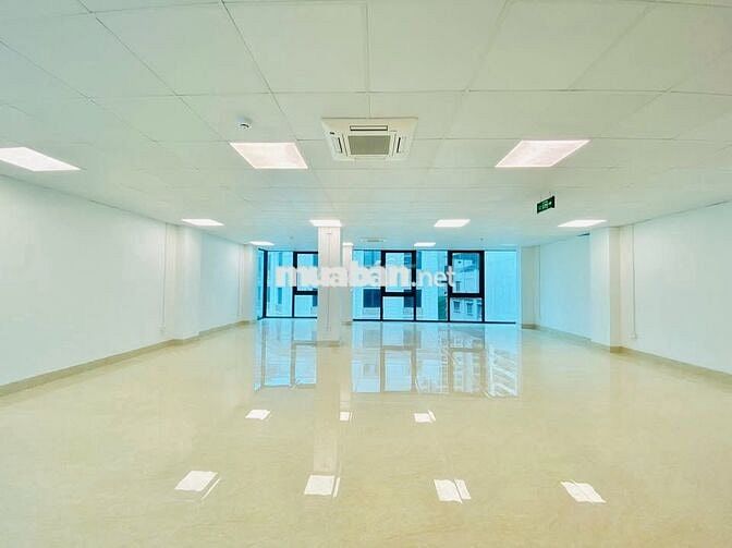 Cho thuê gấp Văn phòng ở đường Tây Sơn - Đống Đa sàn 90m2 ô tô đỗ cửa
