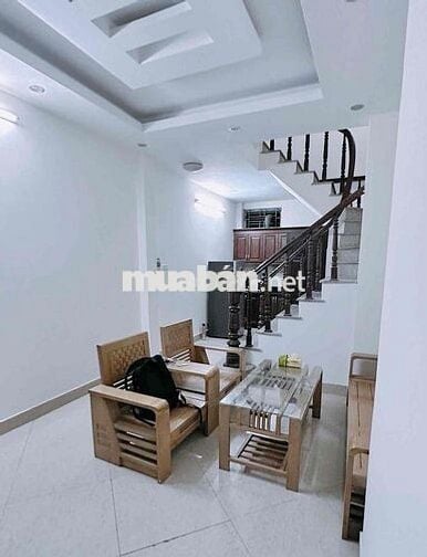 Chính chủ cho thuê nhà nguyên căn 5 tầng ngõ Mai Hương