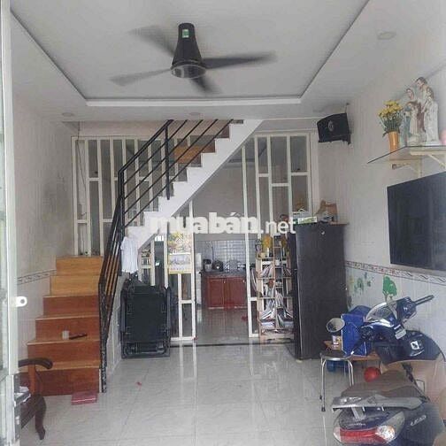em can cho thuê căn nhà bgang 4 dài 12 một lầu 1 trệt có 2 phòng ngủ