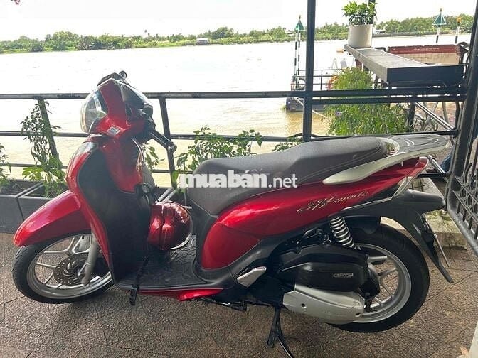 SH Mode chính chủ màu đỏ uỷ quyền sang tên được