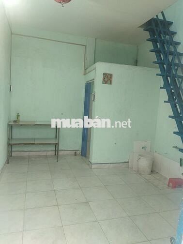 Phòng trọ khu Bảy Hiền Bàu Cát, lối đi riêng, giờ giấc tự do, WC riêng