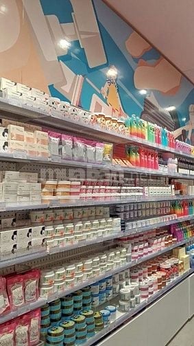CẦN NGƯỜI PHỤ BÁN HÀNG TẠI CÁC CỬA HÀNG, SIÊU THỊ