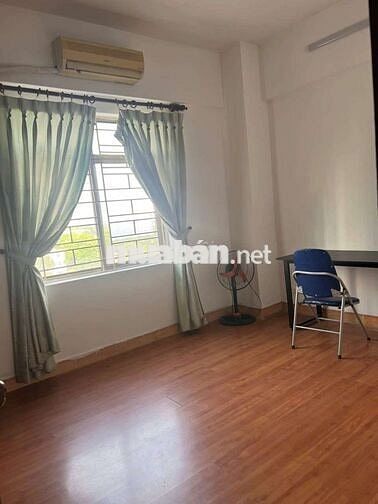 CHO NỮ THUÊ LẠI 1 PHÒNG TRONG CHUNG CƯ CT7B VĂN QUÁN - 3 TRIỆU,